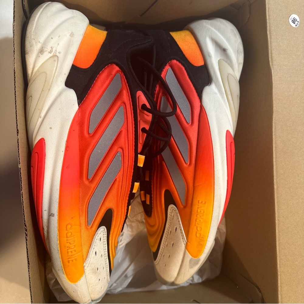 Size 7 - adidas Ozelia Fiery 2021